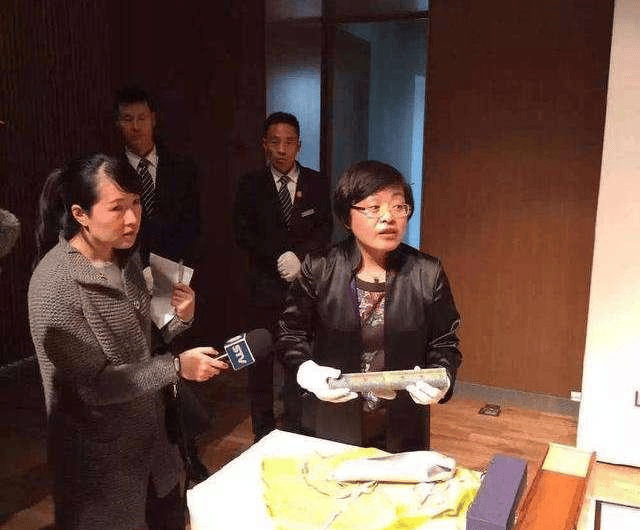 原创5块钱“捡漏”的古书法，送去拍卖后拍出3个亿，物主：我不想卖了