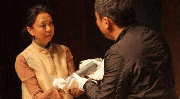原创5块钱“捡漏”的古书法，送去拍卖后拍出3个亿，物主：我不想卖了