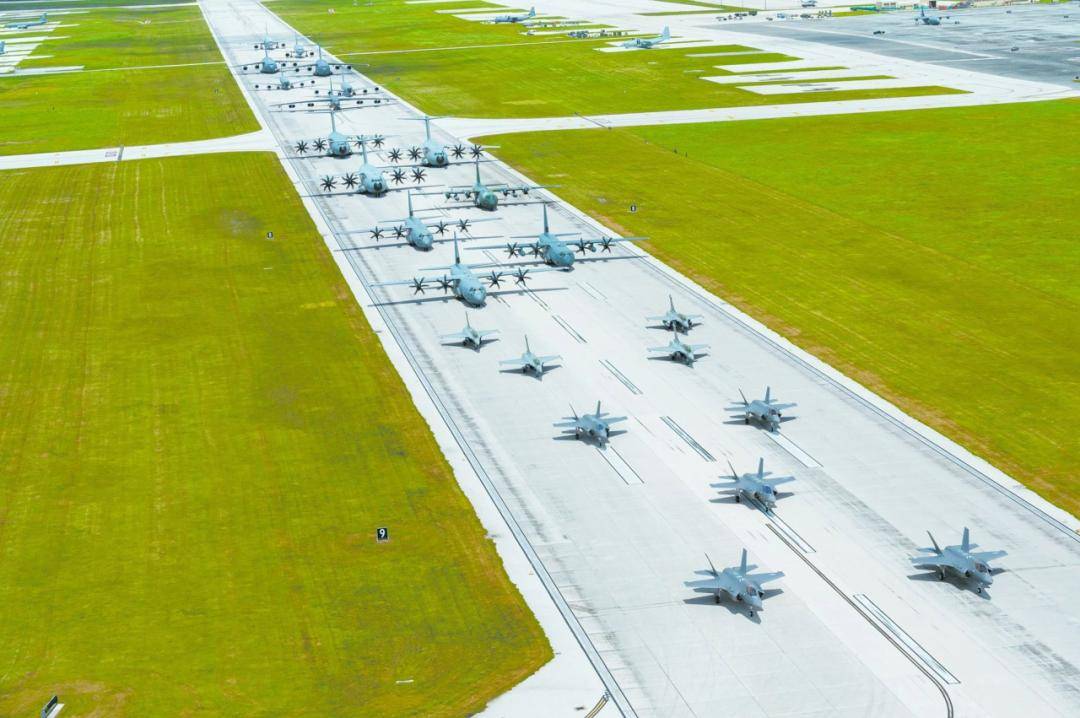 警惕!美军出动300架战机,堪称“规模之最”