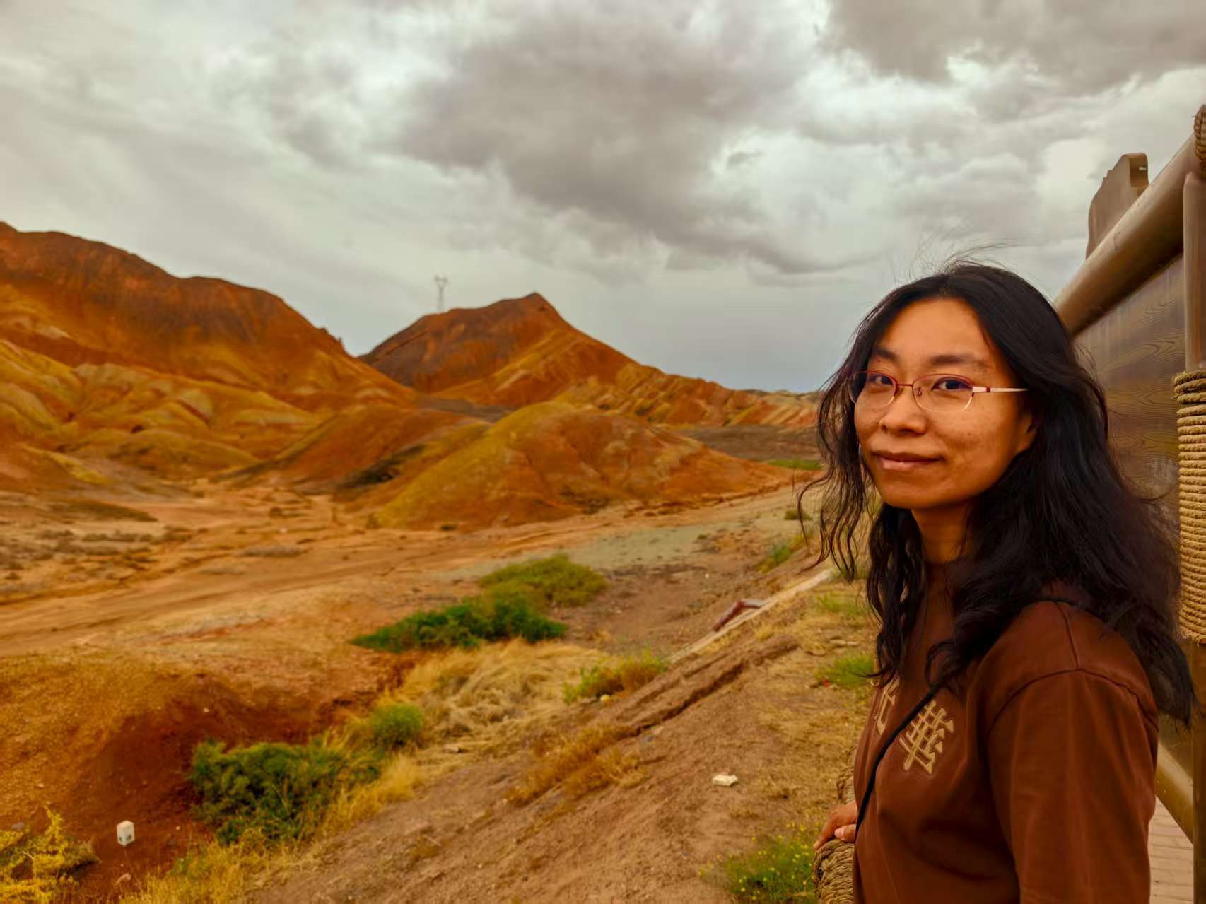 港大女博士放弃985回甘肃，研究县城“失败者”