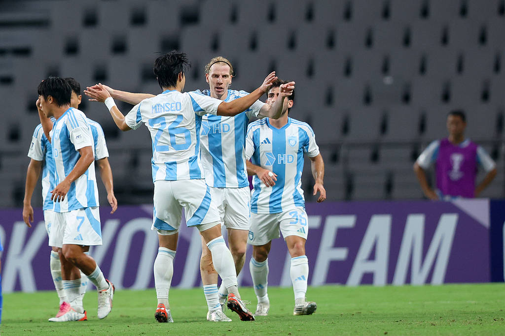 两轮不胜!亚冠-阿苏埃破门+错失两单刀 申花疑遭漏判1-1蔚山