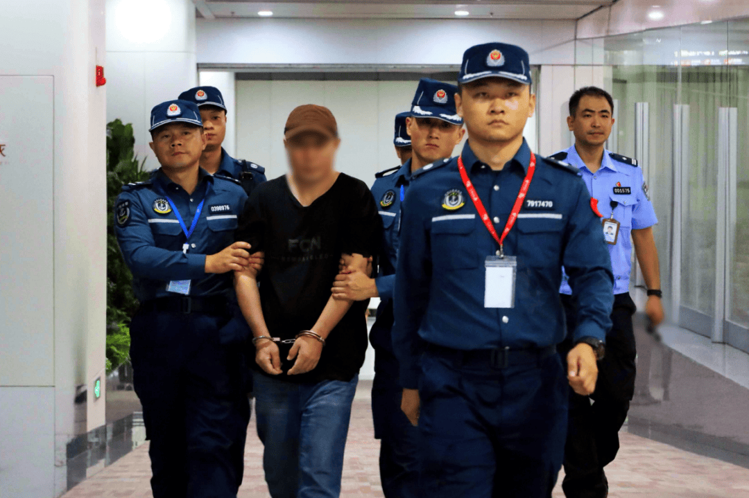 公海突发命案,海警跨境追逃!